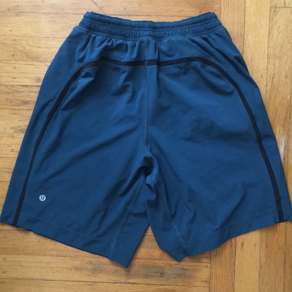 Lululemon men’s Pace Breaker short luxtreme liner